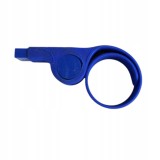 Cumpara ieftin Fluier sport cu prindere pe mana, bratara silicon, sunet puternic, plastic rezistent, albastru