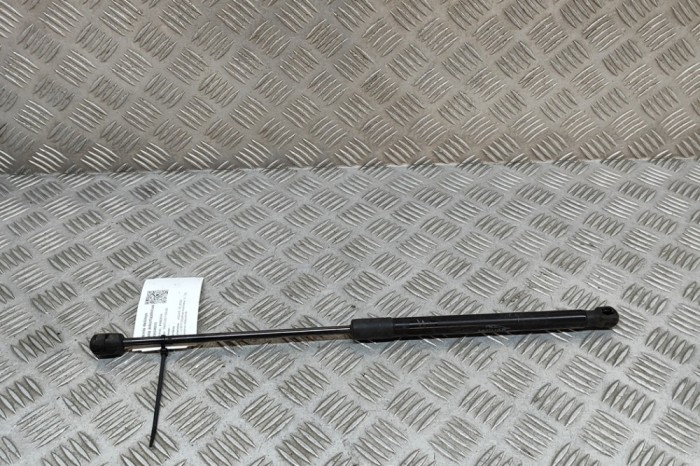 Amortizor capota dreapta față JAGUAR XE X760 2017 OEM: GX73-16C826-AB 26696035