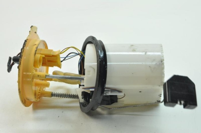 Pompa de combustibil rezervor VW PASSAT CC 357 2011 OEM: 3AA919050B 2811491