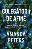 Culegatorii de afine Amanda Peters paperback Carti Fictiune premiul Barnes &amp; Noble Andrew Carnegie