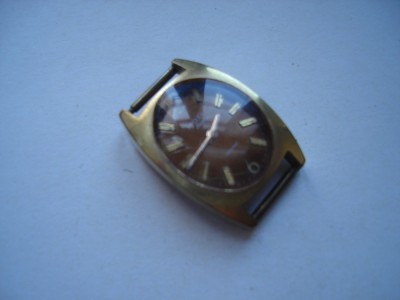 Ceas dame mecanic Mod Prestice Antichoc, carcasa aurita, defect foto