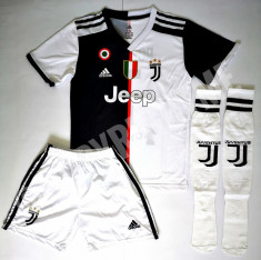 Compleu Echipament pt. copii 5-14 ani Juventus RONALDO model 2019-2020 foto