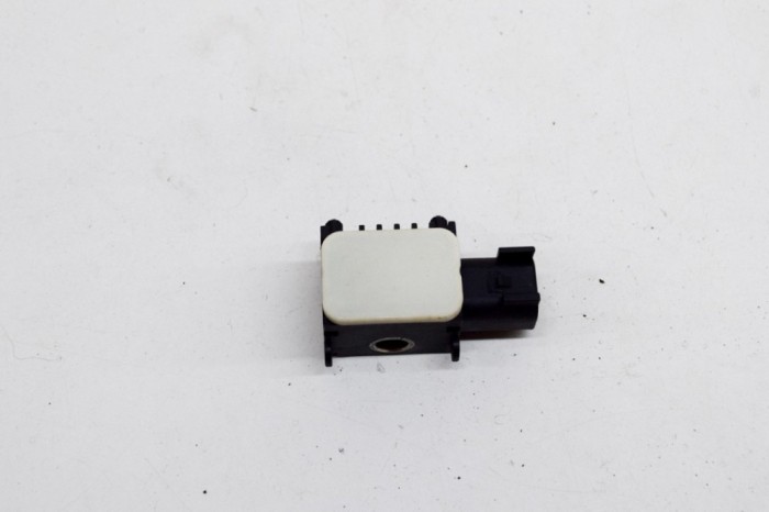 Senzor de impact lateral dreapta FORD S-MAX WA6 2010 OEM: 3M5T-14B342-AB 14572071