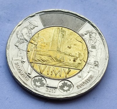 124. Moneda Canada 2 dollars 2017 (100th Anniversary of the Vimy Battle) foto