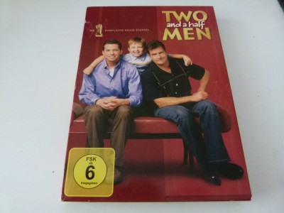 Two and a half man - seria 1 foto