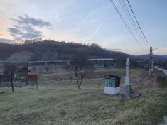 casa +teren de v&acirc;nzare