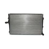 Radiator racire apa motor Audi, Seat, Skoda, VW 1.2-2.0D 647x440x32mm cod OEM 3C0121253AR, 3C0121253Q, 53425A, 1924001040