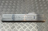 Ornament prag interior st&acirc;nga față JAGUAR XJ X351 2014 OEM: AW93-13201-AE 23771383
