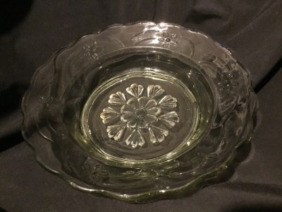 Design / Vintage - Farfurie din sticla transparenta mijlocul sec XX Turda ! foto