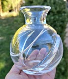 VAZA VINTAGE DIN CRISTAL MASIV CU MODEL LUCRAT MANUAL
