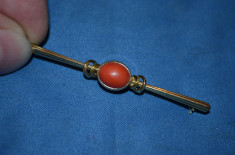 BROSA AUR 8K (333) + Coral natural - Art Deco - England - Vintage - 3.5g. ! foto