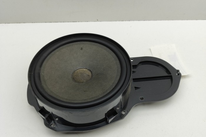 Difuzor ușă dreapta față VW PASSAT Variant B7 365 2014 OEM: 3C8035454 31048105