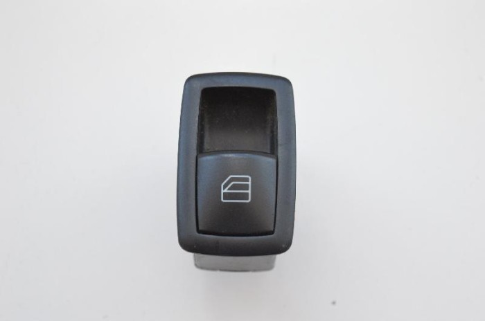 Buton geam ușă st&acirc;nga spate MERCEDES-BENZ R W251, V251 2008 OEM: A2518200510 1939160