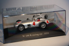 Macheta Mercedes-Benz W 196 R racing car - 1954 scara 1:43 foto