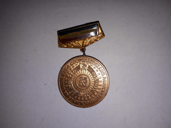 Medalia &quot;25 Ani / XXV / Incheierea Cooperativizarii Agriculturii&quot; 1962 - 87 RSR