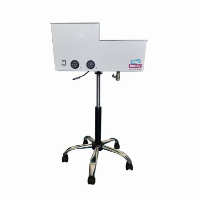 Decantor ceara cu picior si robinet de scurgere foto