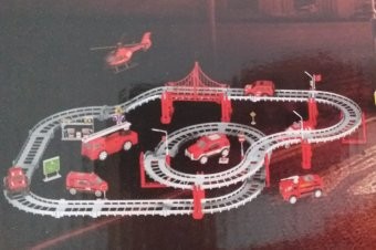 Circuit cu masini de pompieri 148 piese foto