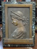 Basorelief din bronz - St. Cecillia