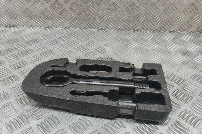 C&acirc;rlig de remorcare AUDI Q4 SUV F4B 2023 OEM: 4H0805615A 28632019
