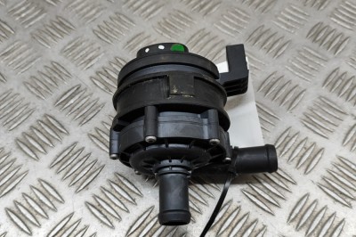 Pompa de apa auxiliara VOLVO XC40 536 2024 OEM: 32238224 27790153 foto