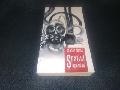 CHARLES STROSS - SPATIUL SINGULARITATII foto