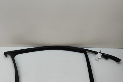 Bandou superior ușă dreapta față MERCEDES-BENZ GLE W166 2015 OEM: A1677251400 30768125 foto