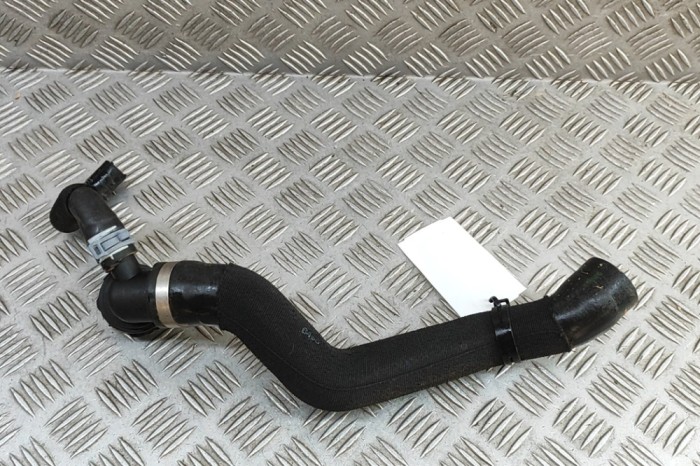 Furtun de lichid de răcire AUDI Q8 4MN 2024 OEM: 4M0122055DP | 31866344