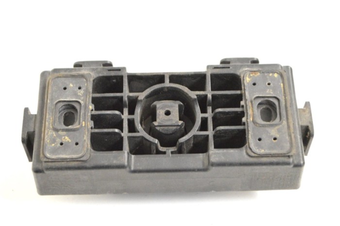 Suport prag lateral dreapta spate MERCEDES-BENZ GLE W166 2016 OEM: A1666900334 | 11760019