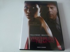 Seducerea unui strain, dvd foto