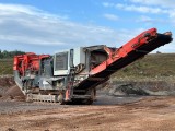Concasor mobil cu impact SANDVIK QI240 =