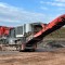 Concasor mobil cu impact SANDVIK QI240 =