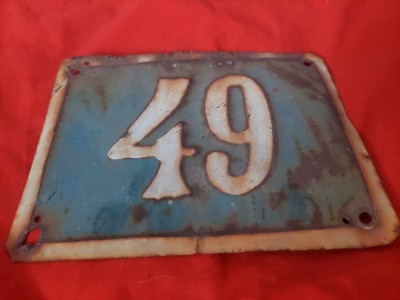 Numar vechi tabla,numar vechi in relief pentru poarta-imobil,casa numarul 49 foto