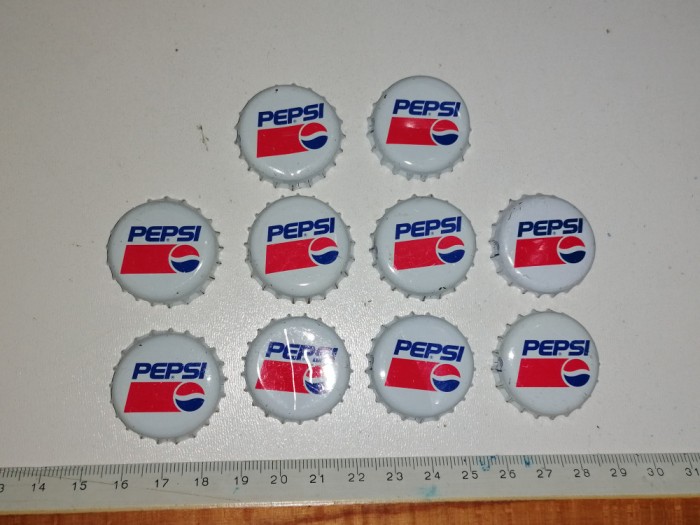 LOT 10 CAPACE VECHI PEPSI