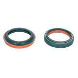 Kit Simeringuri Furcă Ulei și Praf SKF DUAL-46K pentru furcă KYB 46 mm &ndash; Kawasaki, Suzuki, Triumph, Yamaha