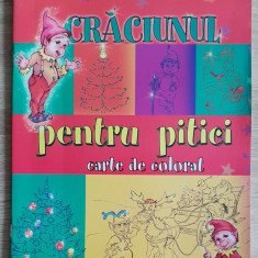 Crăciunul pentru pitici (carte de colorat)