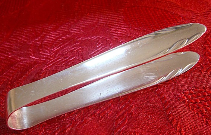 CLESTE ZAHAR ARGINTAT PLACAT CU ARGINT 10 CM