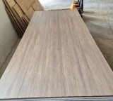 Cumpara ieftin Panou decorativ imitatie marmura WPC, Miez negru de spuma si praf de carbom 1220 x 2700 mm, grosime 5 mm