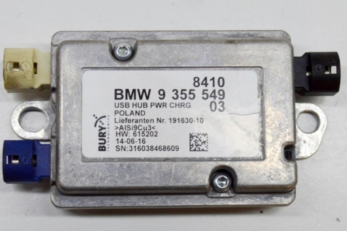 Unitate de control USB/AUX BMW 3 F30, F80 2016 OEM: 9355549 20687814
