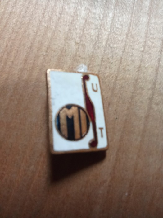 Insigne (3) Industrie UT