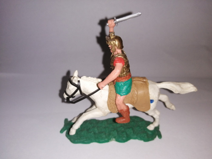 bnk jc Figurina de plastic - Timpo - cavalerist roman