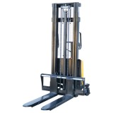 Transpalet semi-electric 1.5T, ridicare 3000 mm, furci 1150 mm Breckner