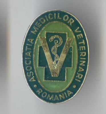 Insigna ASOCIATIA MEDICILOR VETERINARI din ROMANIA foto