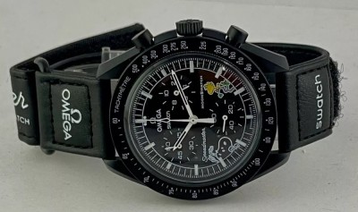 CEAS SWATCH X OMEGA MISSION TO MOON Snoopy`s FAN VERSION Black- Chronograf ! 2025 foto