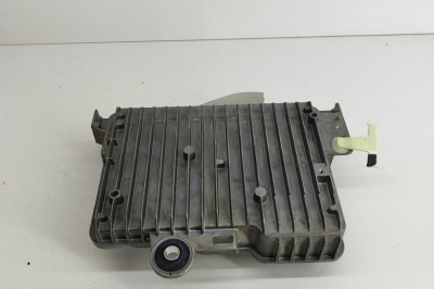 Modul de confort TESLA MODEL Y 2023 OEM: 1497319-00-E 26302166 foto