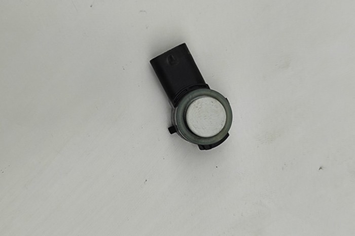 Senzor de parcare față VW PASSAT Variant B8 3G5 2017 OEM: 5Q0919275B 30752317