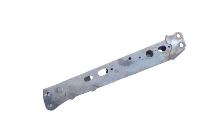 Suport radiator TOYOTA PRIUS _W3_ 2011 18808516