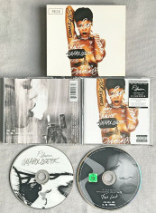 Rihanna - Unapologetic CD+DVD Deluxe Edition (2012) foto