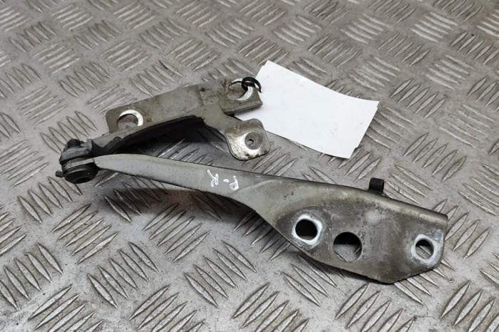 Balama capota st&acirc;nga față VOLVO S40 II MS 2005 OEM: 30716252 29828755