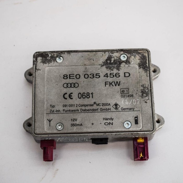 Amplificator de antena AUDI A4 8K2, B8 2007 OEM: 8E0035456D 2529359