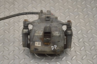 Etrier de fr&amp;acirc;nă dreapta față TOYOTA C-HR _X1_ 2021 OEM: Hatchback | 17305532 foto